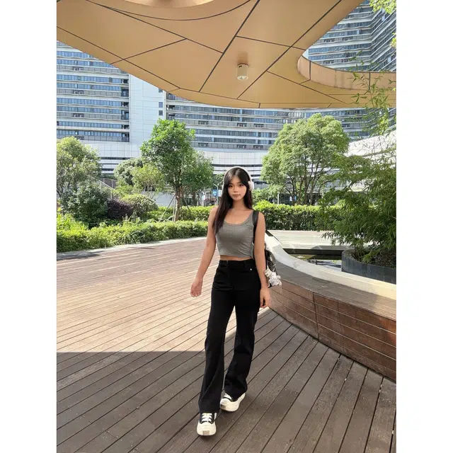 MUCCHIC vibe
