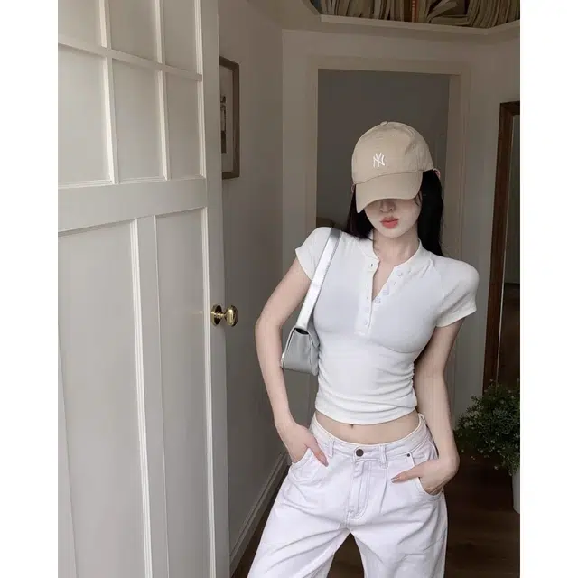MUCCHIC v T