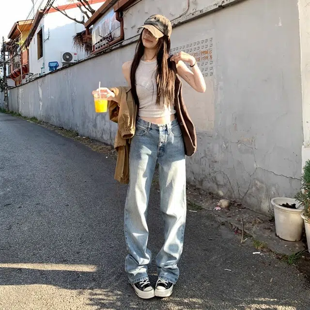 MUCCHIC ins