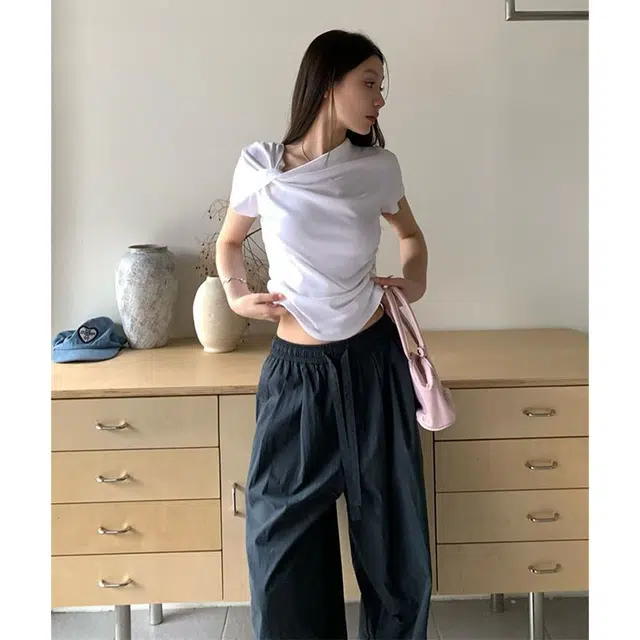 MUCCHIC 2025 T