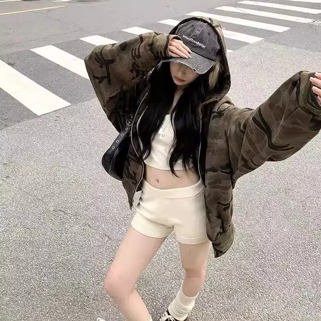 MUCCHIC 2025