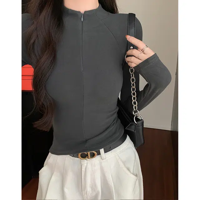 MUCCHIC T