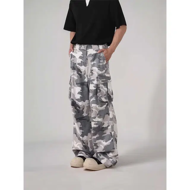 PANDA ADEVIL Camouflage Cargo Pants