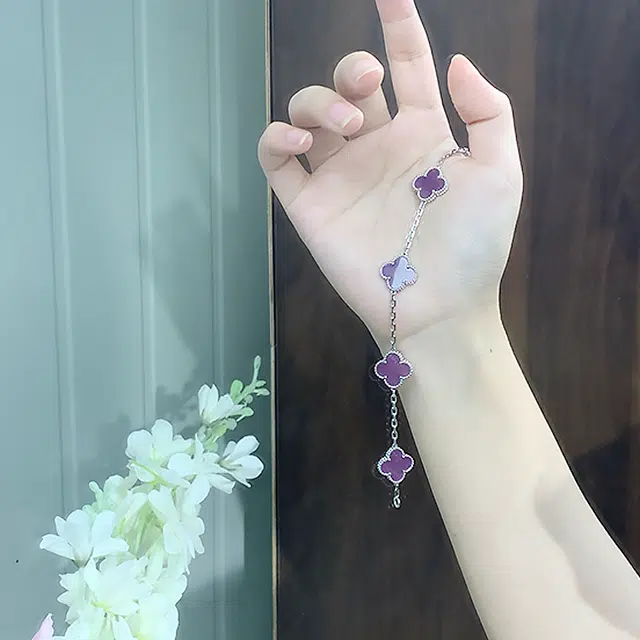 【赠暴富手机贴】 正大福 暗夜紫幸运四叶草 浪漫爱意轻奢精致甜美气质温婉小众高级优雅幸运草五花 小众#好运 合金 手链 女款