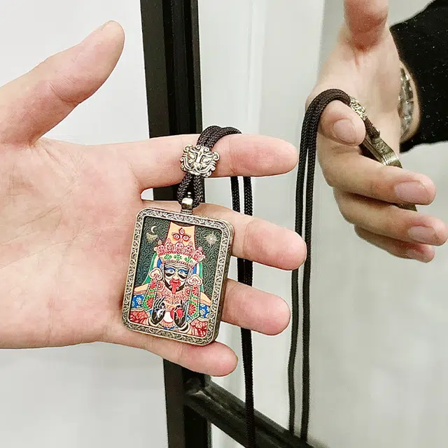 正大福 扎基拉姆 正财偏财新中式复古国潮唐卡白财神诸事顺利藏式助你光速上岸复古好运 琉璃 项链 男女同款情侣款