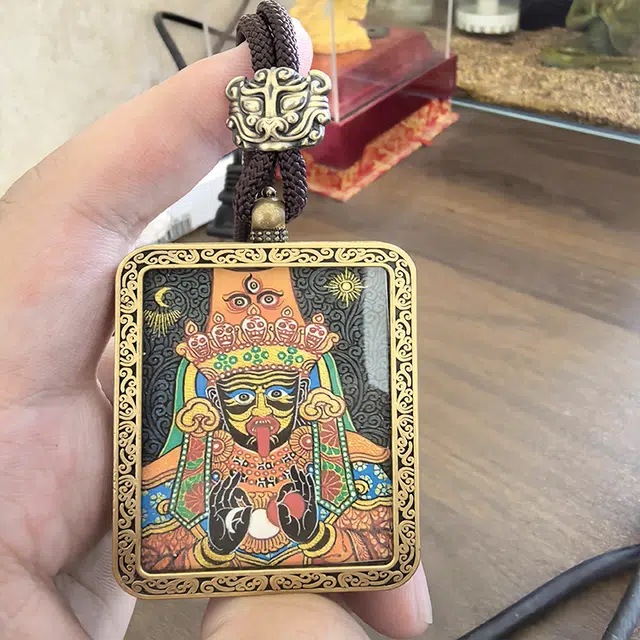 正大福 扎基拉姆 正财偏财新中式复古国潮唐卡白财神诸事顺利藏式助你光速上岸复古好运 琉璃 项链 男女同款情侣款