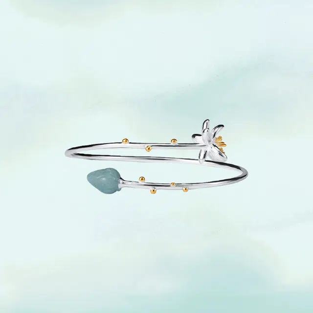 S925