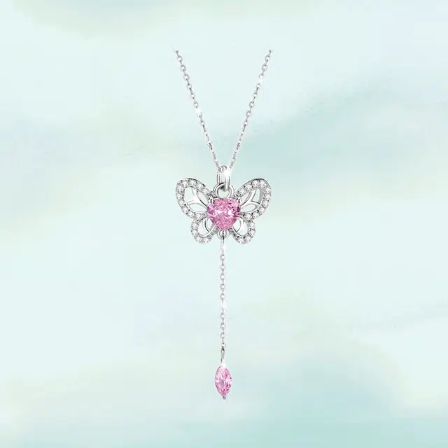 925