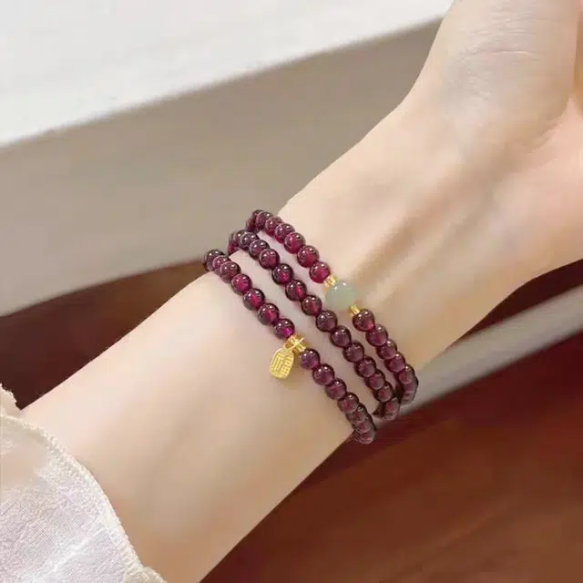 华髻 碧桃榴年时来运转小众轻奢经典百搭  新中式国潮风转运事事顺利显白好运 琉璃 手串 男女同款情侣款