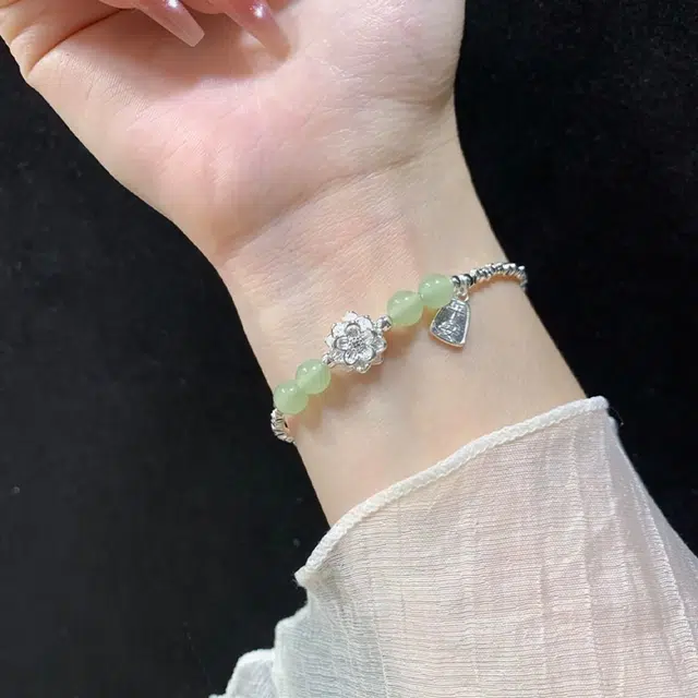 华髻 莲花好运连连 新中式复古国潮创意碎碎平安清新 小众设计经典时尚百搭 可调节天然 玉髓 手链 男女同款情侣款