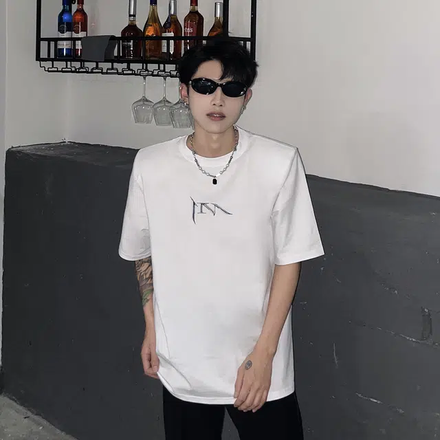 BABUGGE T