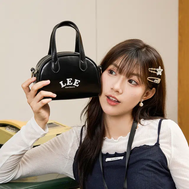 Lee PVC