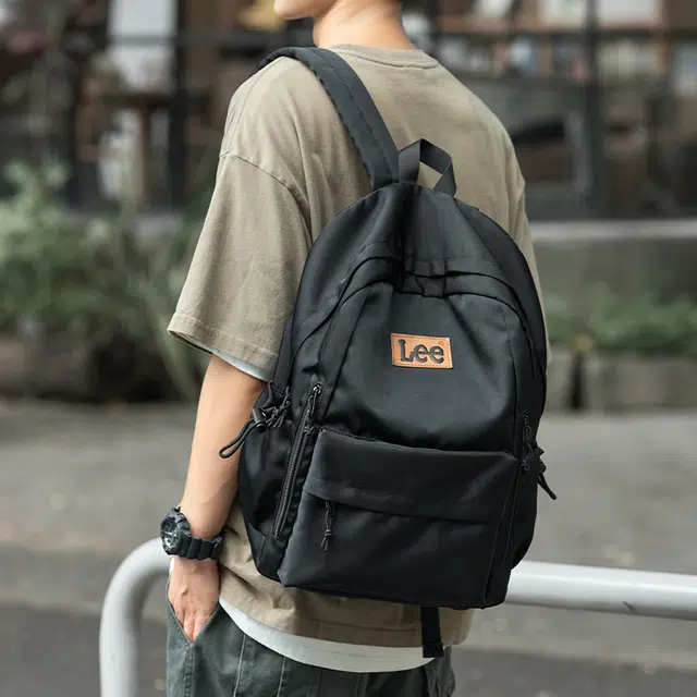 Lee