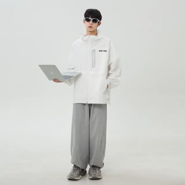 BEENTRILL UPF50+