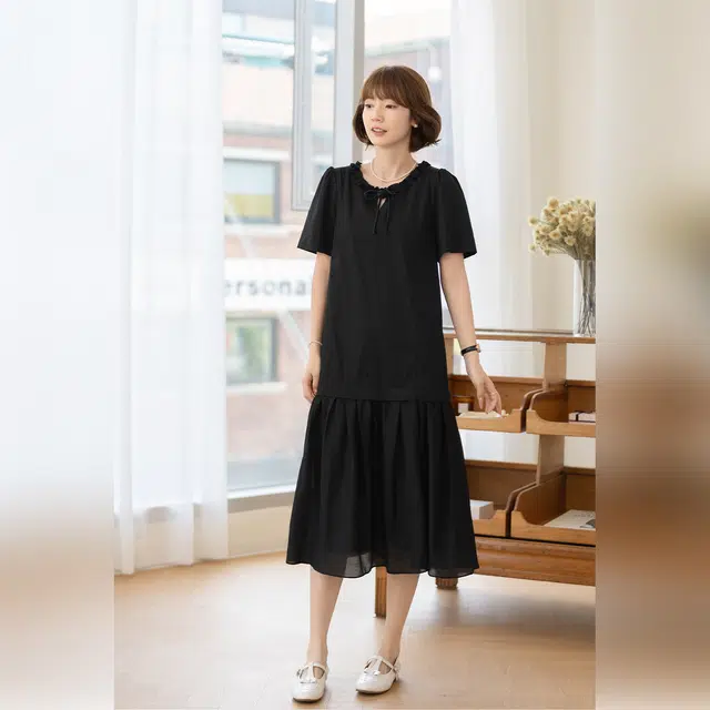 法儿家 夜色玫瑰夏季韩系气质感圆领花边系带短袖连衣裙 女款
