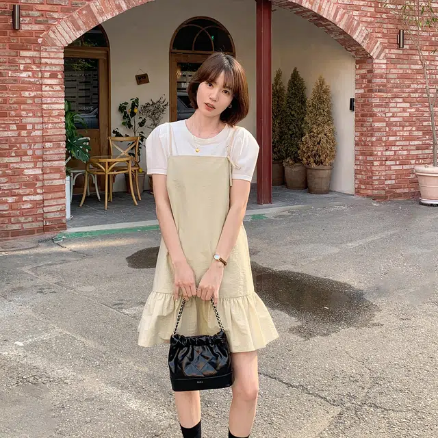 法儿家 小个子法式气质吊带连衣裙 女款 卡其色