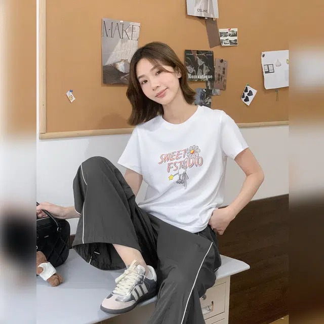 法儿家 元气假日韩系慵懒感穿搭工装风松紧休闲裤 女款