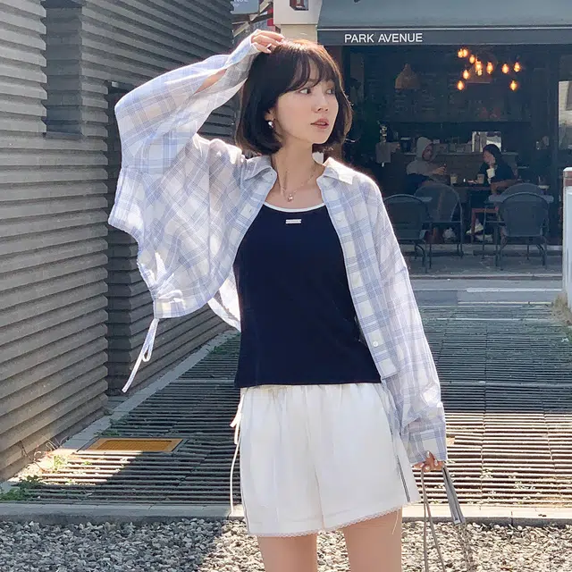 法儿家 假日骑行夏季韩系小个子通勤薄款休闲短裤 女款 白色/藏青色