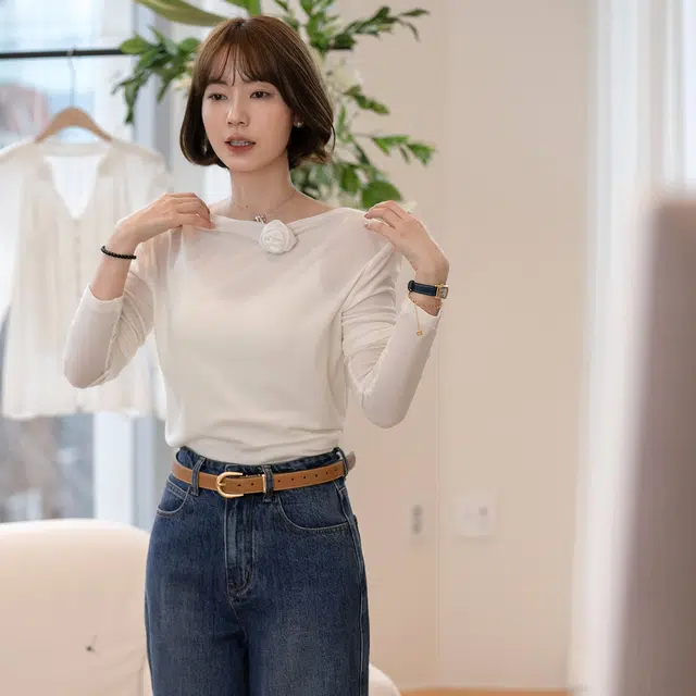 法儿家 玫瑰恋人春季韩系设计感百搭圆领打底衬衫 女款