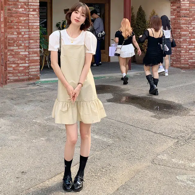 法儿家 小个子法式气质吊带连衣裙 女款 卡其色
