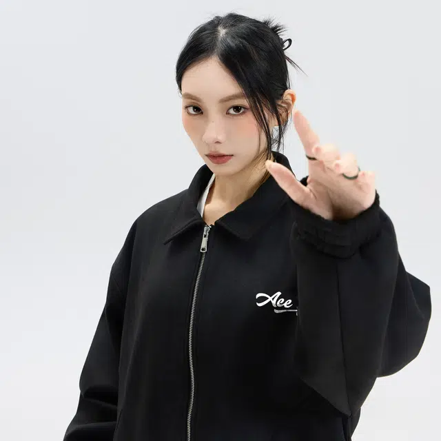 YKYB YKYB X Logo