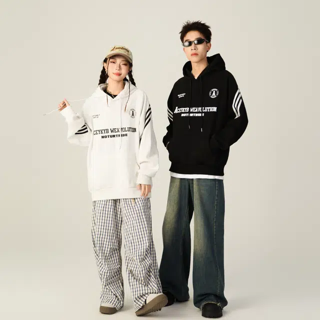 YKYB YKYB x Logo