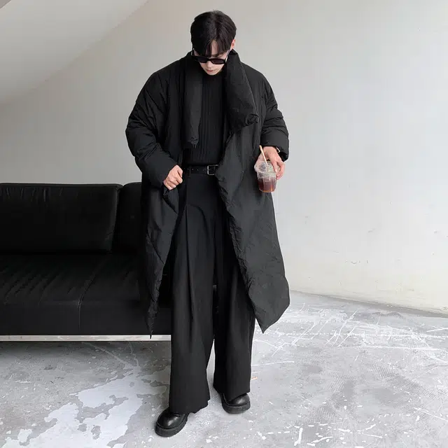 巴塞罗那足球俱乐部 韩系复古痞帅高级感潮流极简风纯色宽松落肩垂感保暖外套防寒防风百搭高颜值休闲立领中长款过膝棉服 男女同款