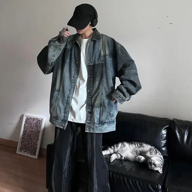 巴塞罗那足球俱乐部 高街美式宽松落肩潮服拼接户外休闲翻领单排扣长袖潮牛仔外套 男女同款