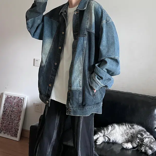 巴塞罗那足球俱乐部 高街美式宽松落肩潮服拼接户外休闲翻领单排扣长袖潮牛仔外套 男女同款