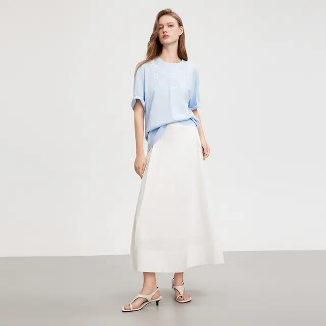ELLE T