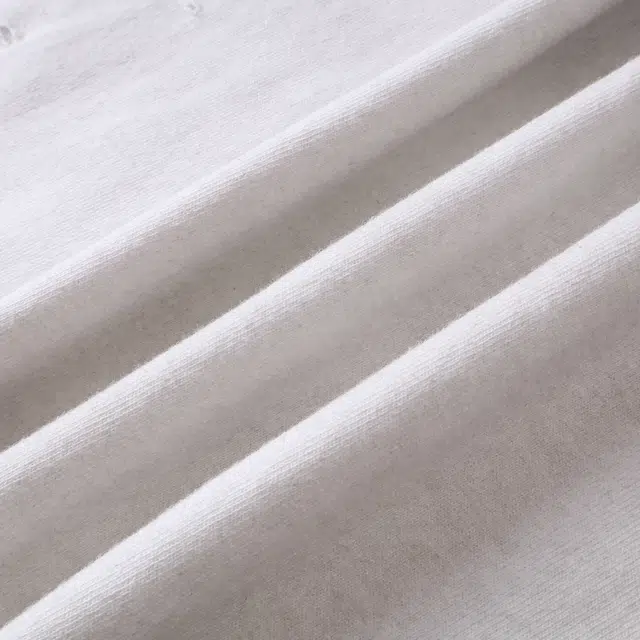 SMILEREPUBLIC T