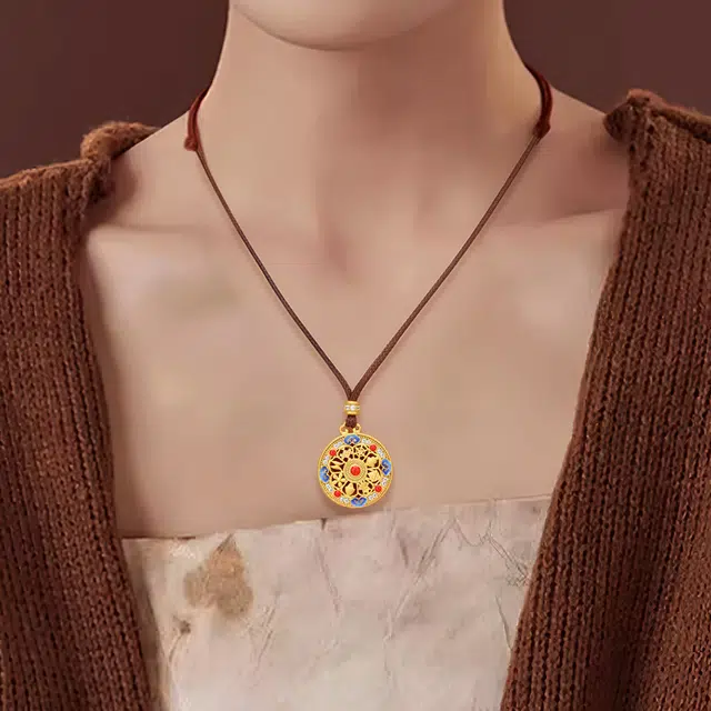 999