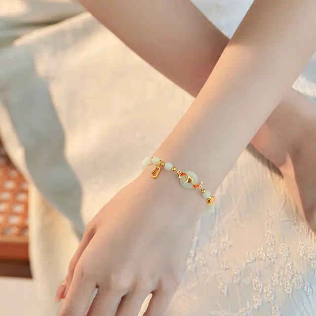 中国黄金 珍·尚银 新中式 锦鲤 平安扣小众设计 铜钱福牌 鲤跃龙门 考研考试上岸国潮古风 和田玉 手链 女款 青玉 礼盒