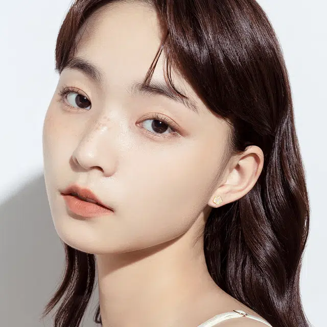 S925