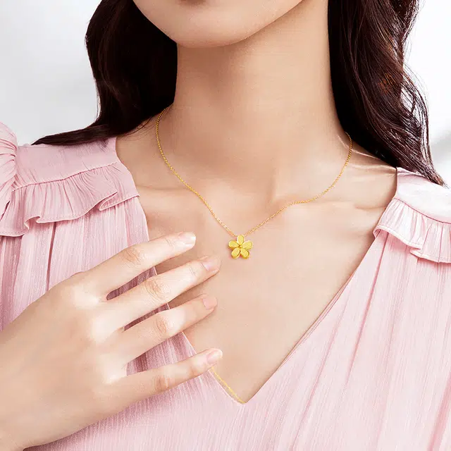 中国黄金 珍·尚银 小桃喜项链 甜美少女心 小众高级感 新中感式锁骨链 足金 按克计价 黄金吊坠 女款 女神妈妈母亲礼物礼盒