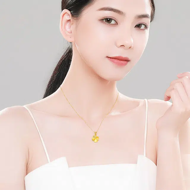 中国黄金 珍·尚银 浪漫四叶草项链 小众高级感 日常百搭锁骨链 时尚简约 足金 一口价 黄金吊坠 女款 女神母亲礼物礼盒