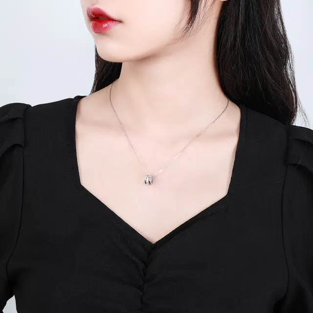 梦金园 小蛮腰路路通锁骨链 不规则几何设计套链 简约百搭毛衣链首饰 铂金 项链 女款
