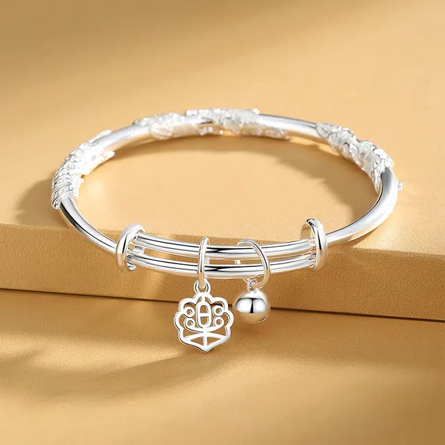 银千惠 新中式繁花似锦花丝浮雕镯子国潮花开富贵铃铛福牌流苏平安喜乐纳福手环好运 小众轻奢高级感复古闺蜜送礼生日可调首饰 手镯 女款