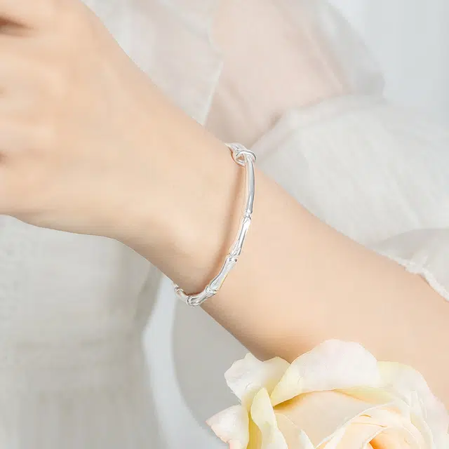 银千惠 新中式竹报平安节节高升光面素圈竹节镯子 学业上岸推拉款有你竹够闺蜜生日平安夜圣诞快乐送礼首饰 好运 竹韵竹叶印花 手镯 女款