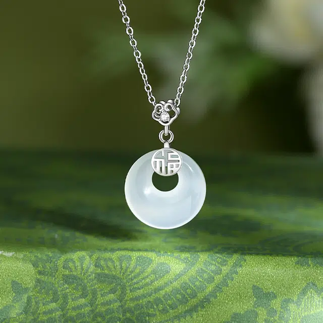 银千惠 新中式镂空福字平安纳福幸福圆满平安扣 玉髓 项链 女款