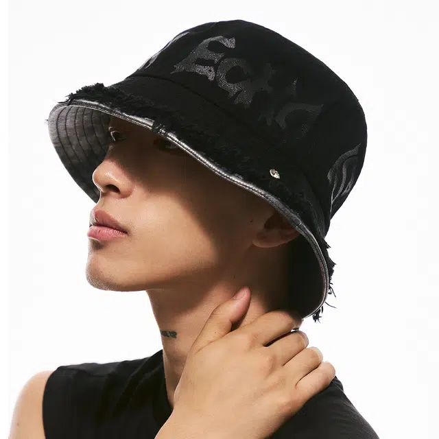 BLACKHEAD