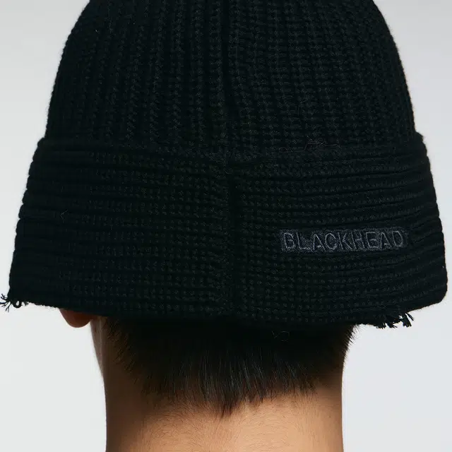 BLACKHEAD