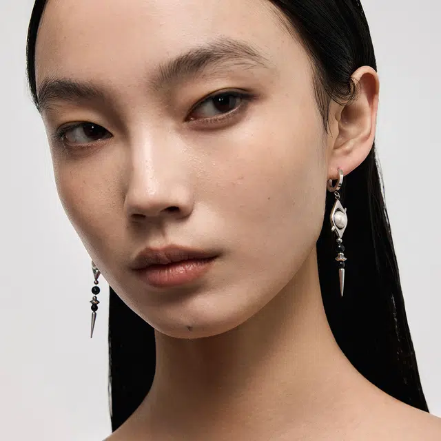 BLACKHEAD