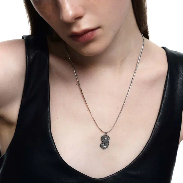 BLACKHEAD