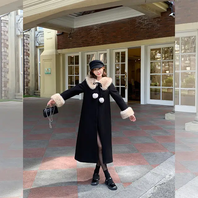 松本丧丧 日韩版复古黑色毛毛外套 秋冬拼接气质宽松毛呢大衣 女款
