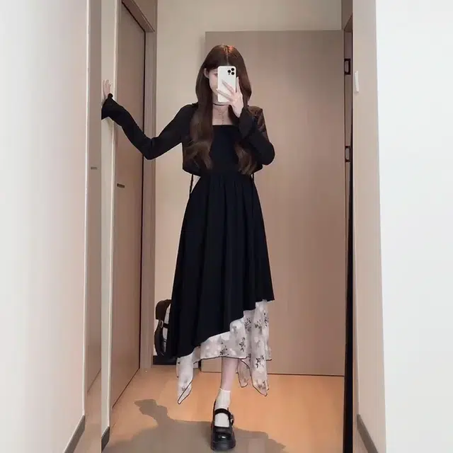 松本丧丧 立体褶皱蕾丝纯色时尚长袖针织衫 女款 黑色