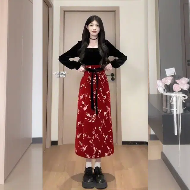 松本丧丧 新中式假两件撞色拼接气质高级感复古长袖连衣裙 女款 黑拼红