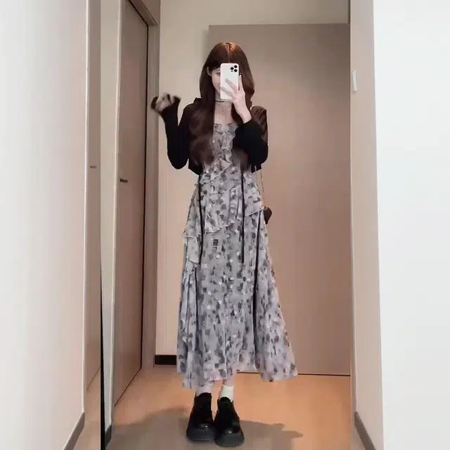 松本丧丧 立体褶皱蕾丝纯色时尚长袖针织衫 女款 黑色