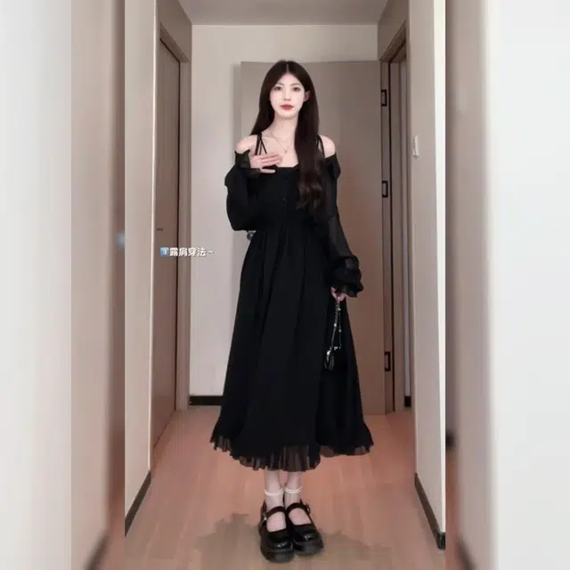 松本丧丧 舒适宽松纯色长袖连衣裙 女款