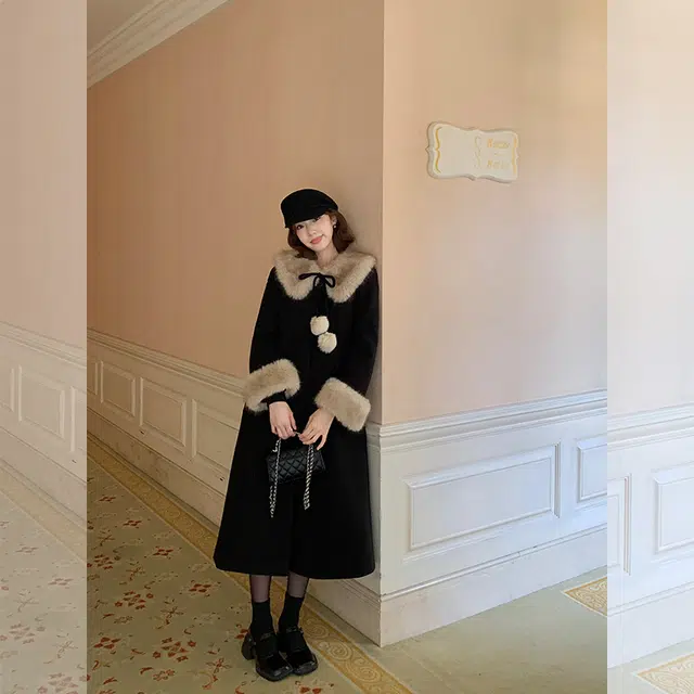 松本丧丧 日韩版复古黑色毛毛外套 秋冬拼接气质宽松毛呢大衣 女款